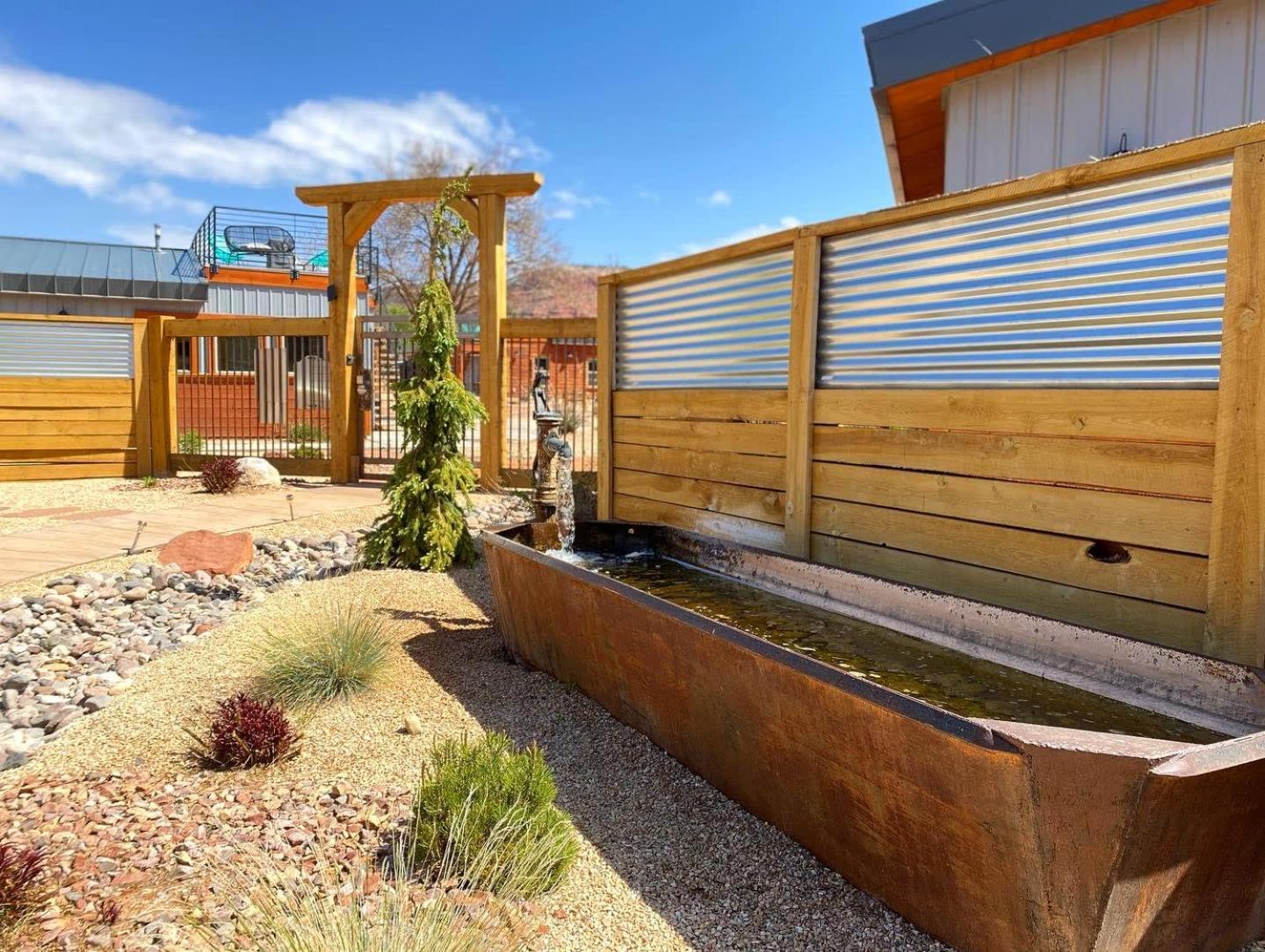 Timber & Tin G 2Bed 2Bath W Pool & Rooftop Deck 卡纳布 外观 照片